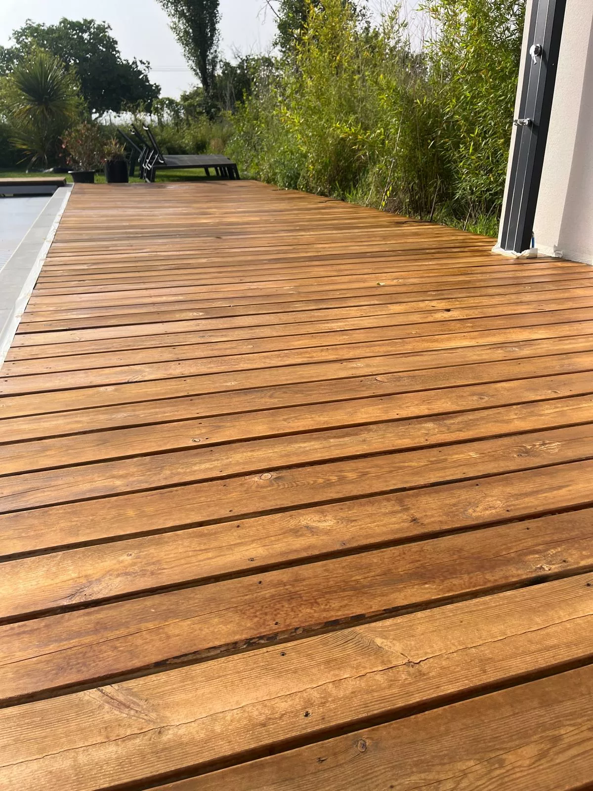 terrasse en sapin rouge